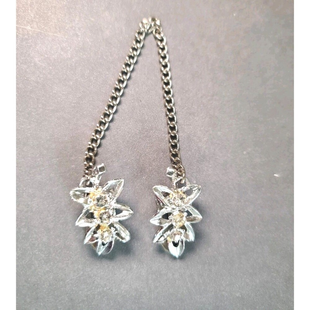 Vintage Silvertone Flower Rhinestone Sweater Cardigan Clip / Closure